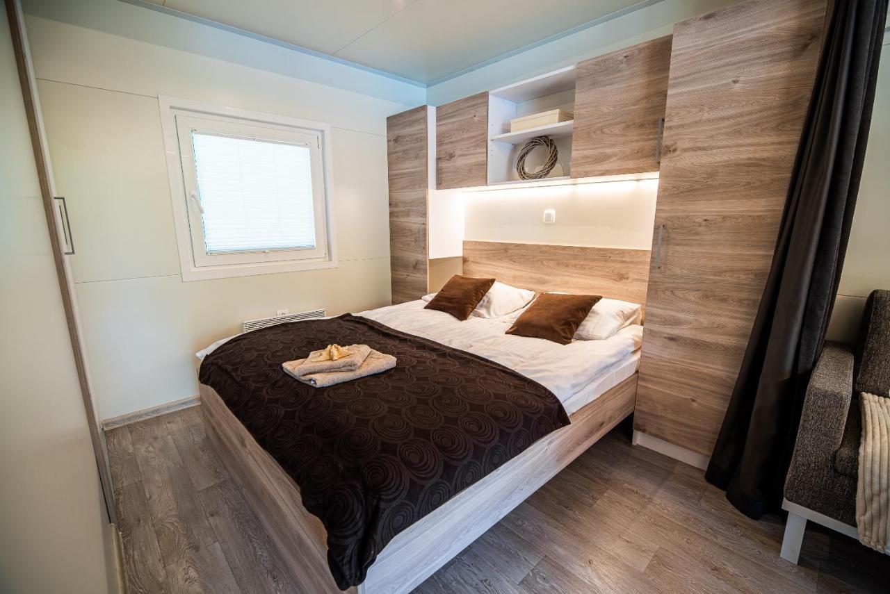 Premium Mobile Tree House With Thermal Riviera Tickets Catez ob Savi Exterior photo