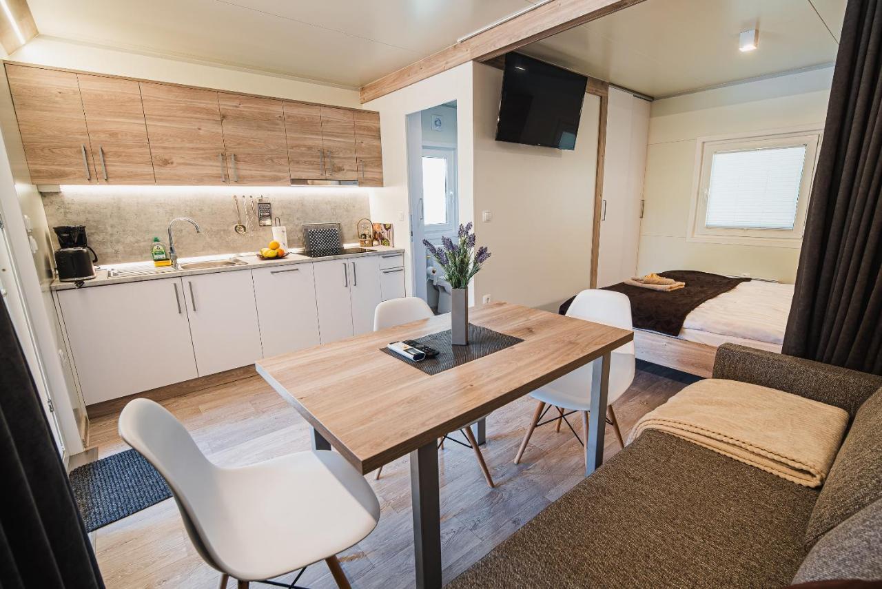 Premium Mobile Tree House With Thermal Riviera Tickets Catez ob Savi Exterior photo